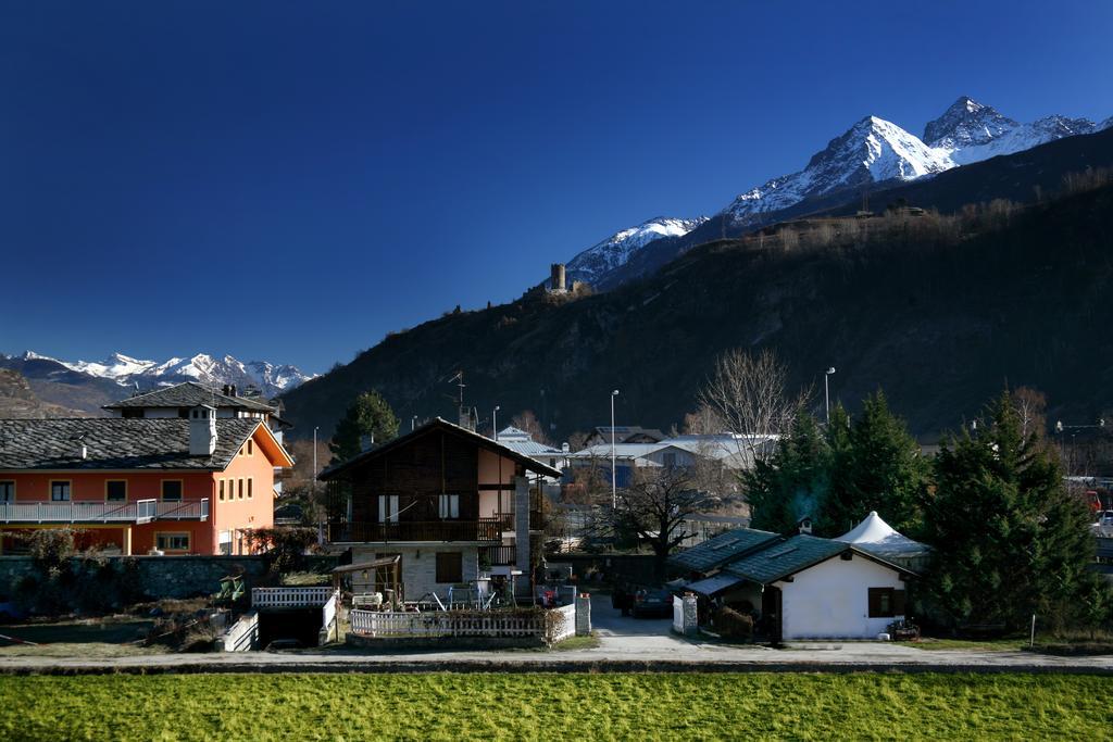 Hotel Edelweiss Villeneuve Εξωτερικό φωτογραφία